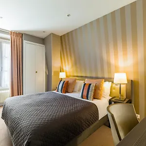 Eiffel Kennedy Hotel Paris